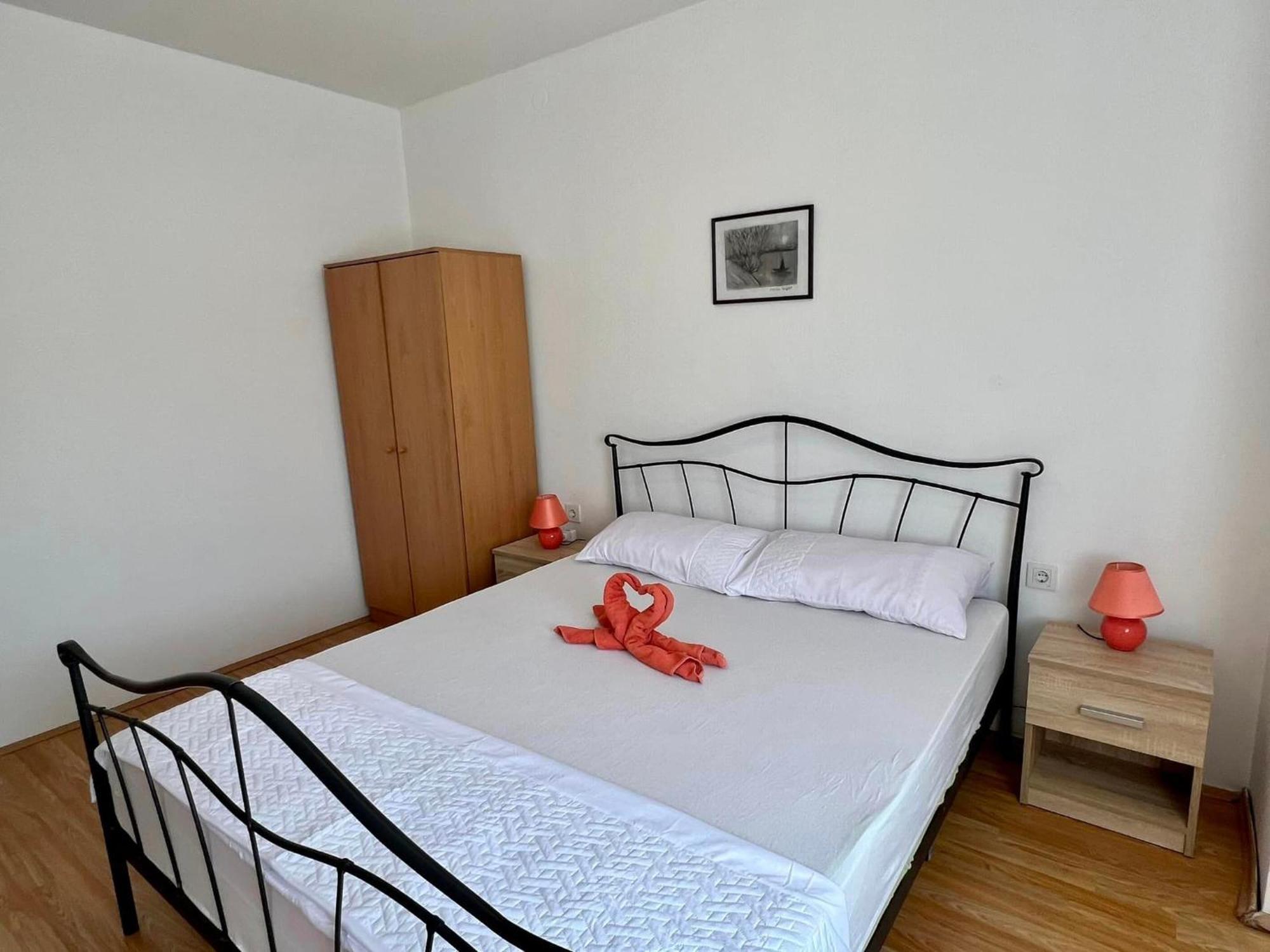 Apartments Monika Бибинє Екстер'єр фото