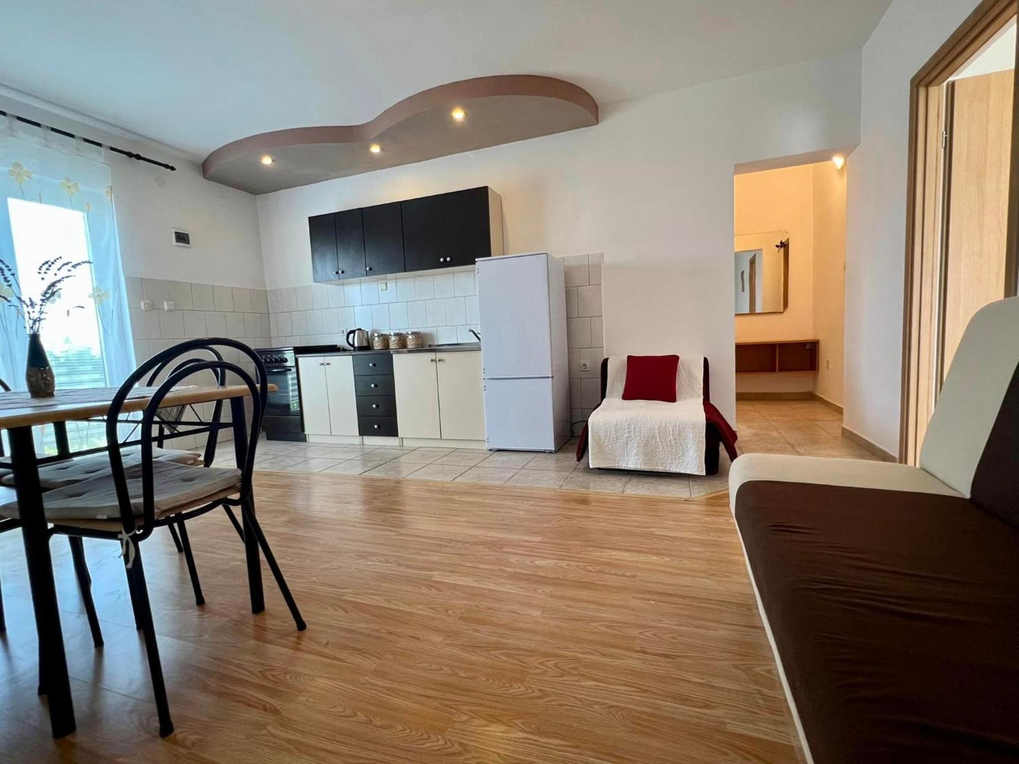 Apartments Monika Бибинє Екстер'єр фото